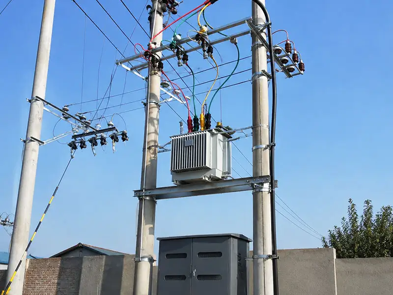 Oil-immersed transformer for residential and rural networks